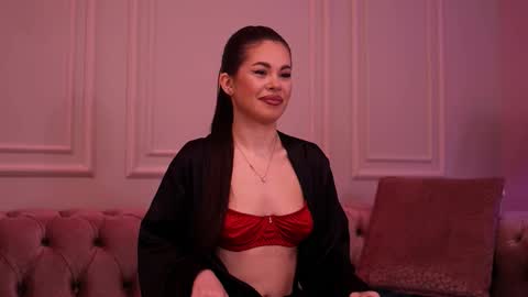 Snapshot of katie_hayes chatting on 01.05.26 Katie online show from 01.05.26