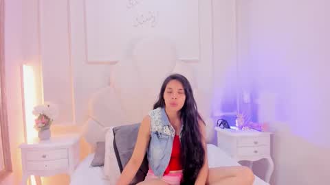 katiejonees online show from 01.16.26