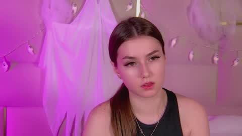 katiereeves online show from 11.05.25