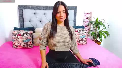 Follow Instagram katikloving online show from 01.11.26