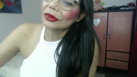 katiusca_horny2 online show from 04.01.26