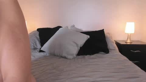 Kati  online show from 04.25.26