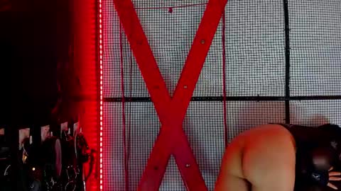 Snapshot of katizaldana chatting on 10.18.25 kati online show from 10.18.25