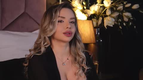 KatJolie online show from 02.19.25