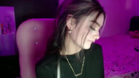 Snapshot of katleen_v chatting on 03.05.25 Katleen. online show from 03.05.25