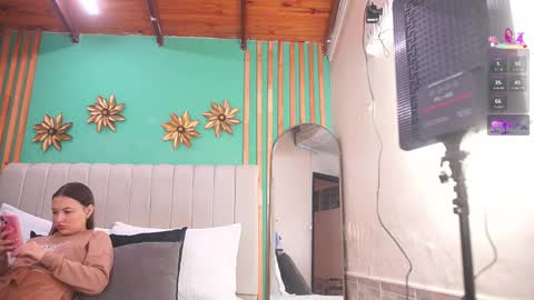 K A T L Y N  online show from 12.01.25