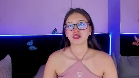 Snapshot of katniss_lovee_ chatting on 01.11.26 .... Katniss .... online show from 01.11.26