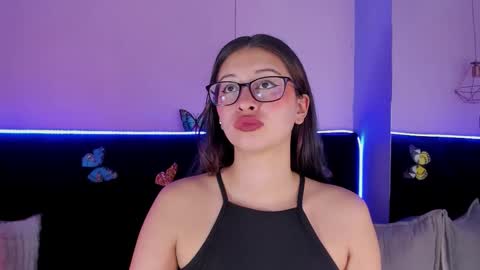 Snapshot of katniss_lovee_ chatting on 02.07.26 .... Katniss .... online show from 02.07.26