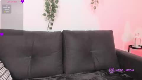 Snapshot of katoo4 chatting on 10.21.25 Kato online show from 10.21.25