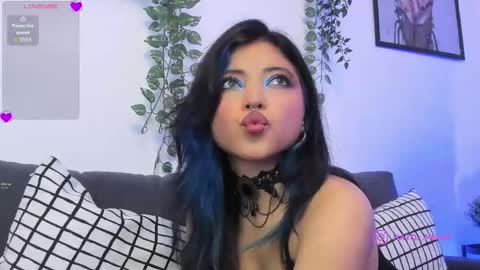 Snapshot of katoo4 chatting on 12.19.25 Kato online show from 12.19.25