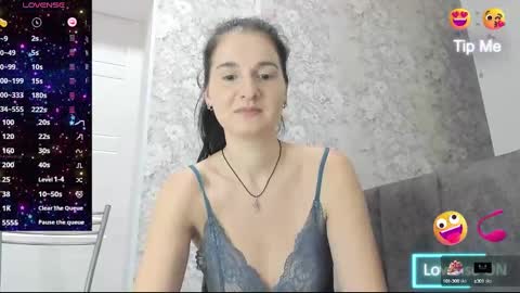 Snapshot of katrin_brook chatting on 03.06.25 Katrin Brook online show from 03.06.25