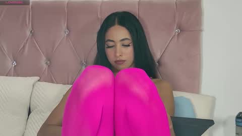 Snapshot of katrina_clarks chatting on 11.26.25 katrina clark online show from 11.26.25