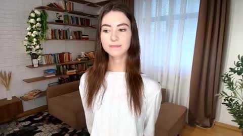 Snapshot of katrina_wens chatting on 03.04.26 Kate Aurora online show from 03.04.26