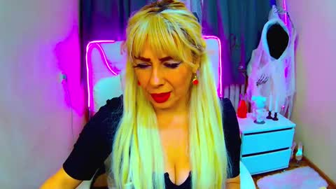 katrinacharm online show from 10.10.25