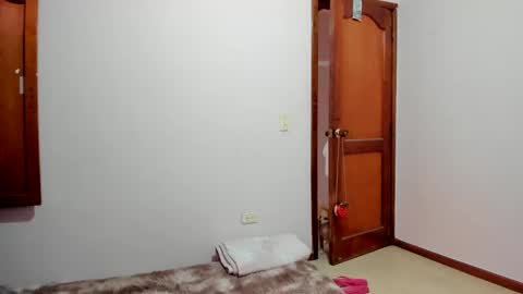 Katrin  online show from 11.24.25