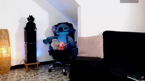 Snapshot of katt_diray chatting on 06.19.26 katha Ray Independient Model online show from 06.19.26