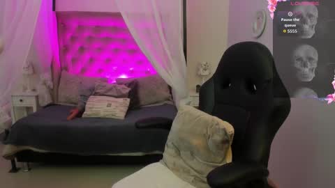 kattarina_ online show from 09.12.25