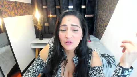 Snapshot of kattemilf_ chatting on 04.16.26 K A T T E online show from 04.16.26