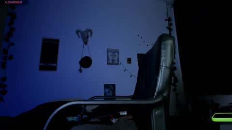 Snapshot of kattx_ chatting on 11.27.25 kattx independent model online show from 11.27.25