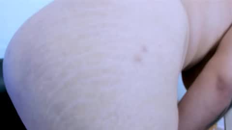 Snapshot of katty_mcry chatting on 12.16.24 katty online show from 12.16.24