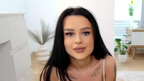 Katty Perry online show from 04.20.26