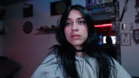 Snapshot of kattze chatting on 01.22.25 online show from 01.22.25