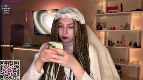 Olivia online show from 05.02.26