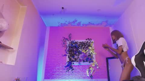 Snapshot of katy_bratz chatting on 11.02.25 Katy online show from 11.02.25