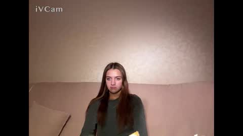 Snapshot of katy_cute_18 chatting on 09.16.25 Katy online show from 09.16.25