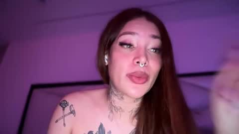 Snapshot of katy_monrroy chatting on 02.18.25 Emily online show from 02.18.25