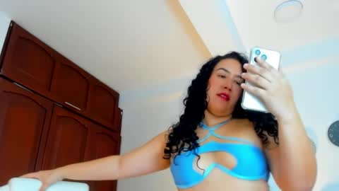 KATYAJHONSS online show from 04.20.26