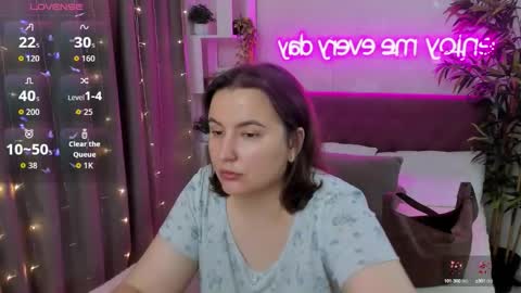 Kate online show from 09.21.25