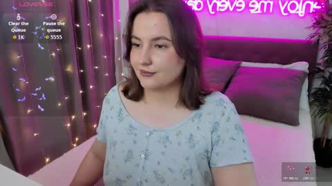 Kate online show from 12.04.25