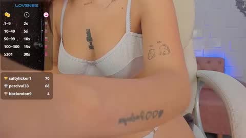 katyaroberts online show from 12.11.24