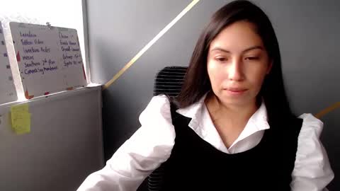 Snapshot of katybelladonna chatting on 02.11.25 KATY online show from 02.11.25