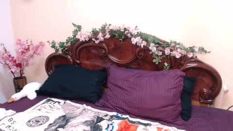 Katy online show from 03.12.25