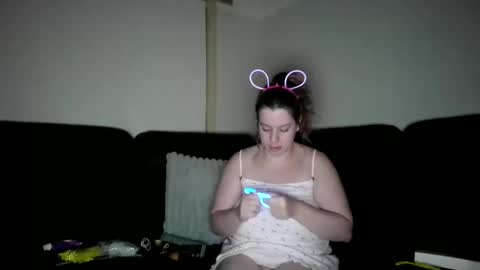 Snapshot of katykat15 chatting on 12.31.24 Jemima Marie online show from 12.31.24