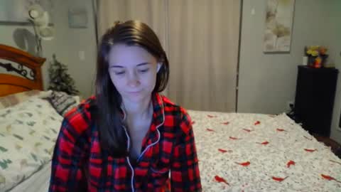 Snapshot of katynowhere chatting on 12.13.24 Katy online show from 12.13.24