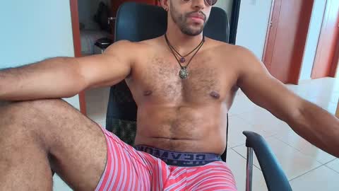 Snapshot of kaurilop chatting on 01.06.25 Kauri Lop online show from 01.06.25