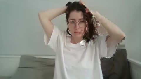 kawaii snowflake online show from 10.19.25