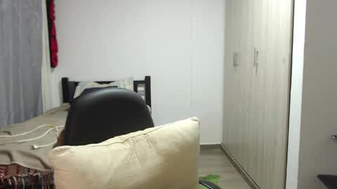  Khawit  online show from 12.01.25