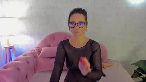 Kaya online show from 10.16.25