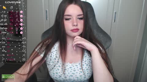 Snapshot of kayacherry chatting on 12.15.24 Alice online show from 12.15.24