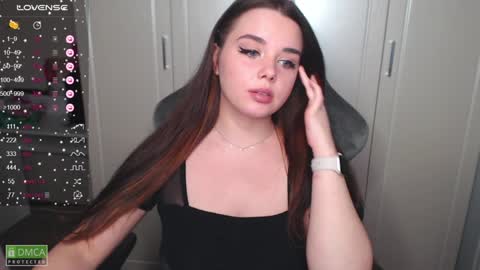 Snapshot of kayacherry chatting on 12.19.24 Alice online show from 12.19.24