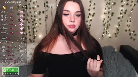 Snapshot of kayacherry chatting on 12.25.24 Alice online show from 12.25.24