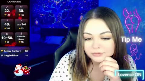 Snapshot of kayaskylar chatting on 02.22.25 Kaya online show from 02.22.25