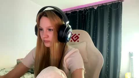 Amia online show from 04.18.26