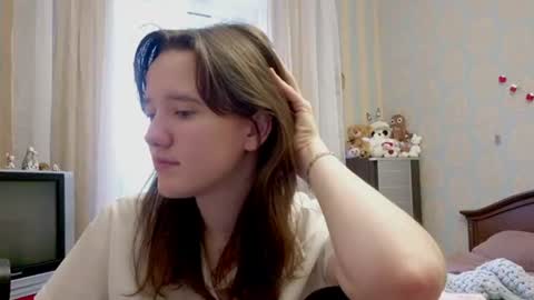 Snapshot of kayceottey chatting on 06.17.26 kayceottey online show from 06.17.26