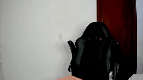 Snapshot of kayla_batista01 chatting on 01.25.25 KAYLA BATISTA online show from 01.25.25