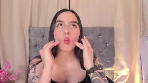 kaylee_lee online show from 12.22.25